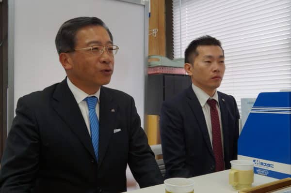 水谷ペイントの社長さんがご来社してくださいました。
