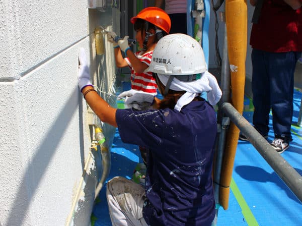 神奈川区、マンション大規模修繕の下地補修中～